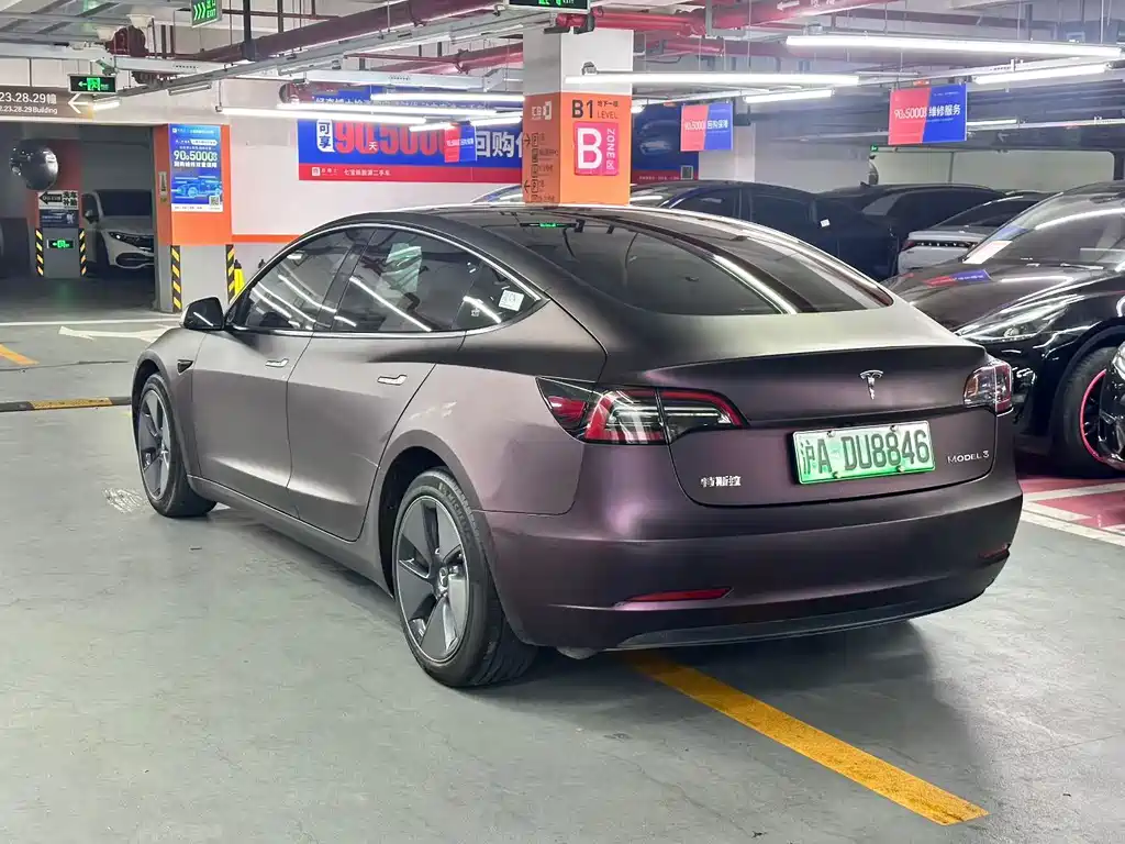 Tesla Model 3 — фото 7