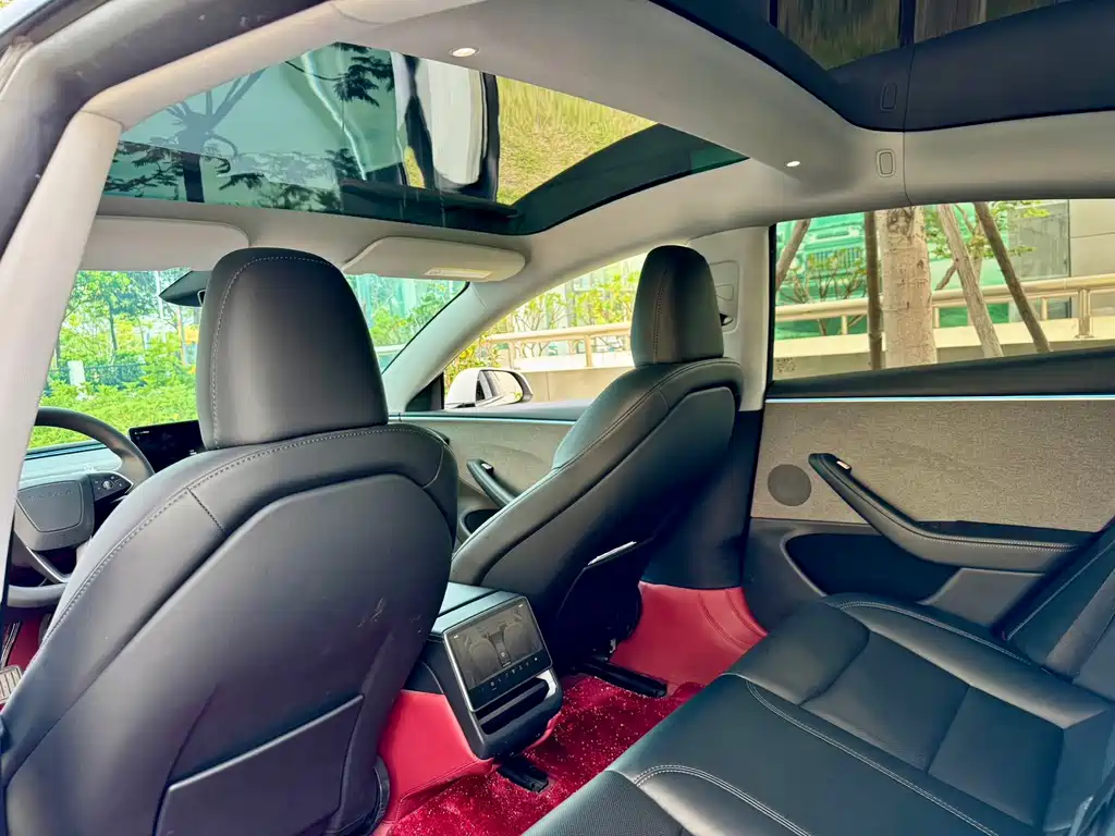 Tesla Model 3 — фото 6