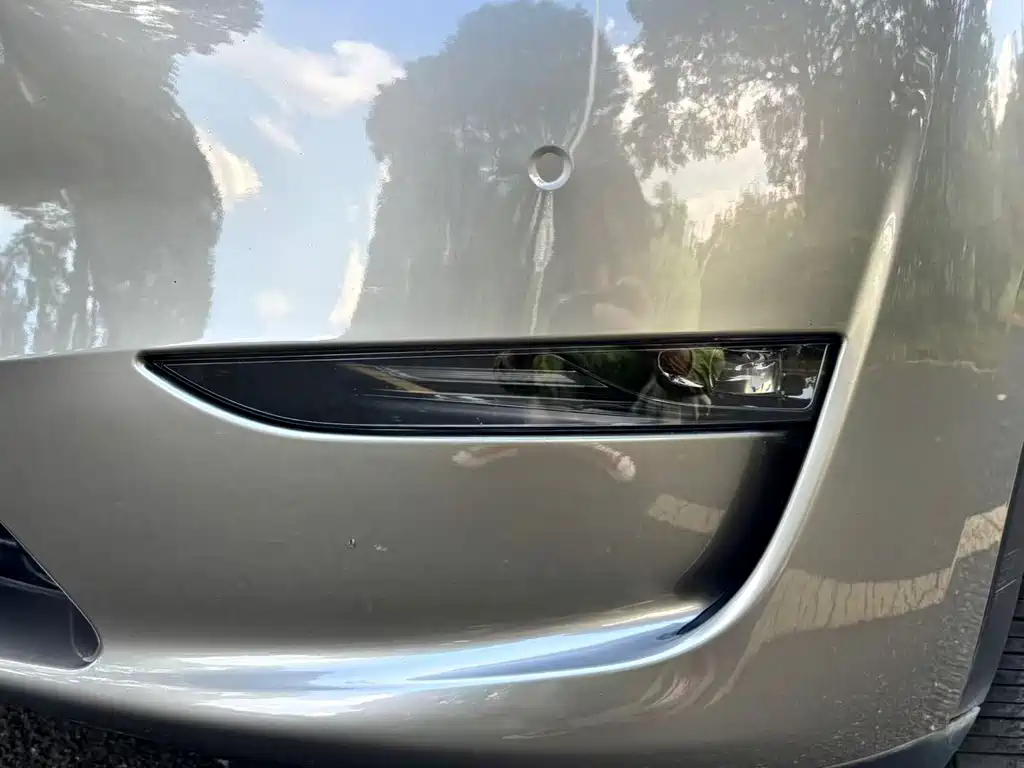 Tesla Model Y — фото 19