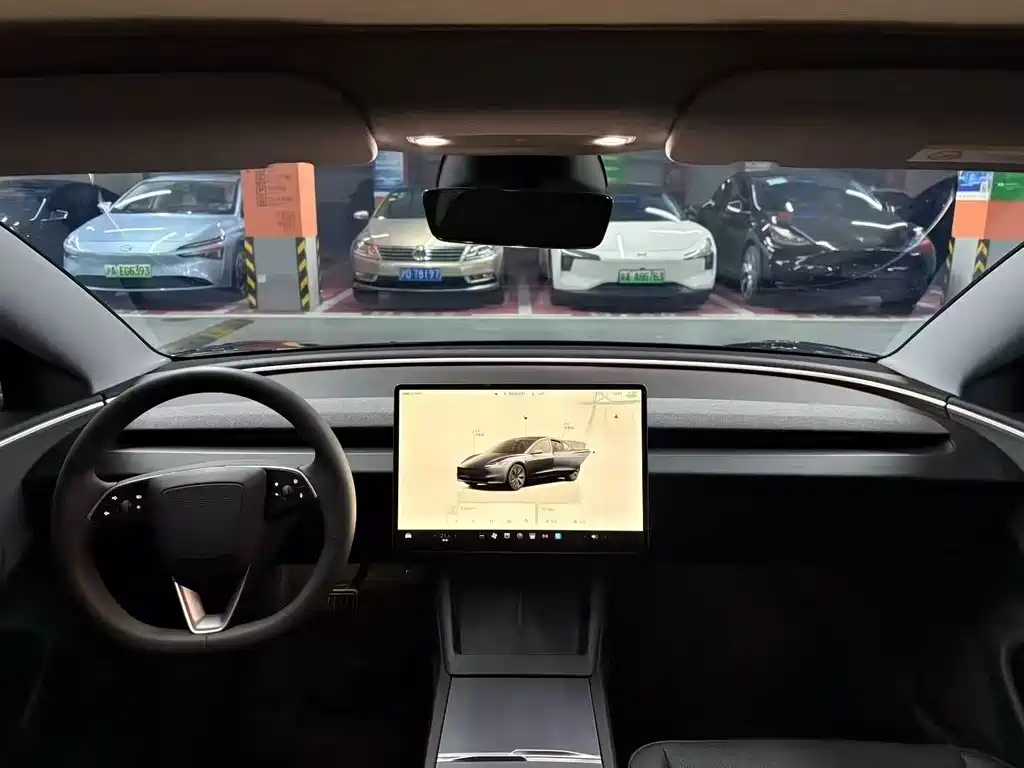 Tesla Model 3 — фото 6