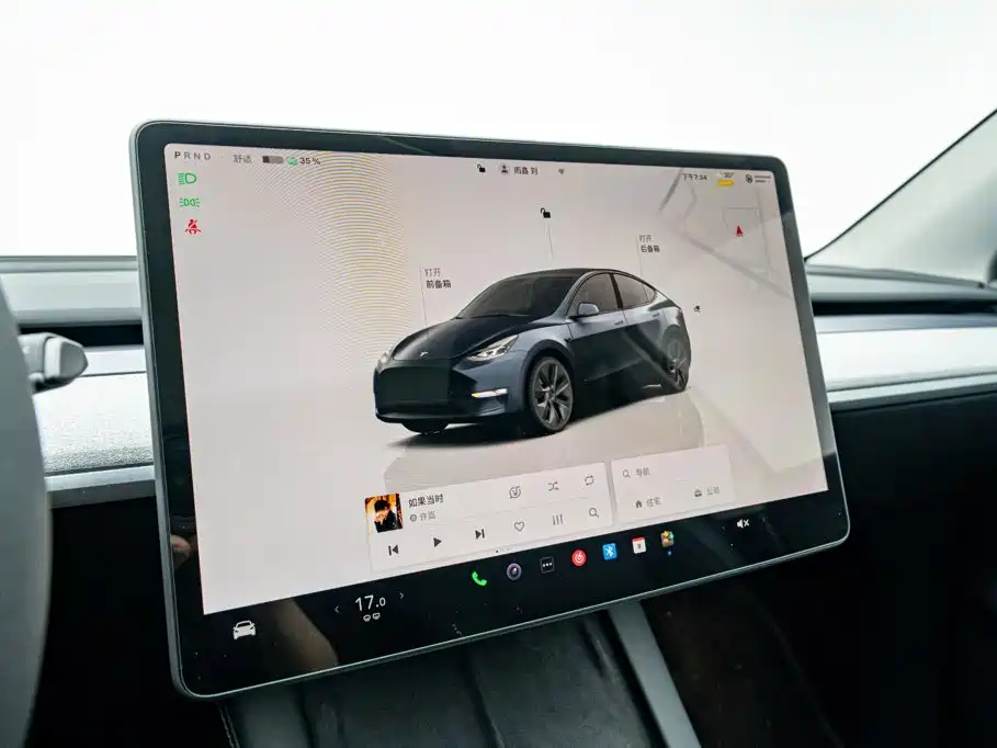 Tesla Model Y — фото 24
