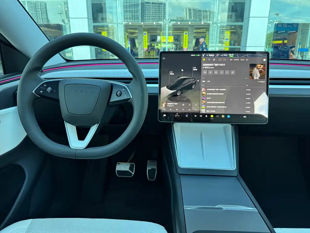 Tesla Model Y — фото 22