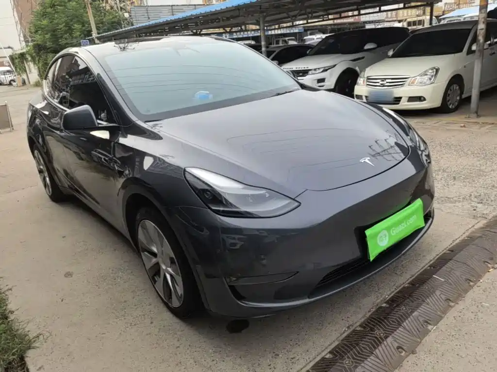 Tesla Model Y — фото 4