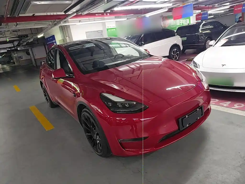 Tesla Model Y — фото 4