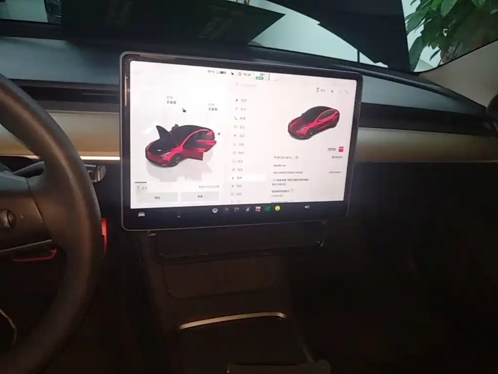 Tesla Model 3 — фото 13