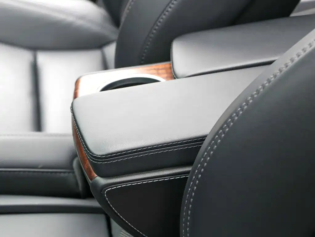 Tesla Model S — фото 10