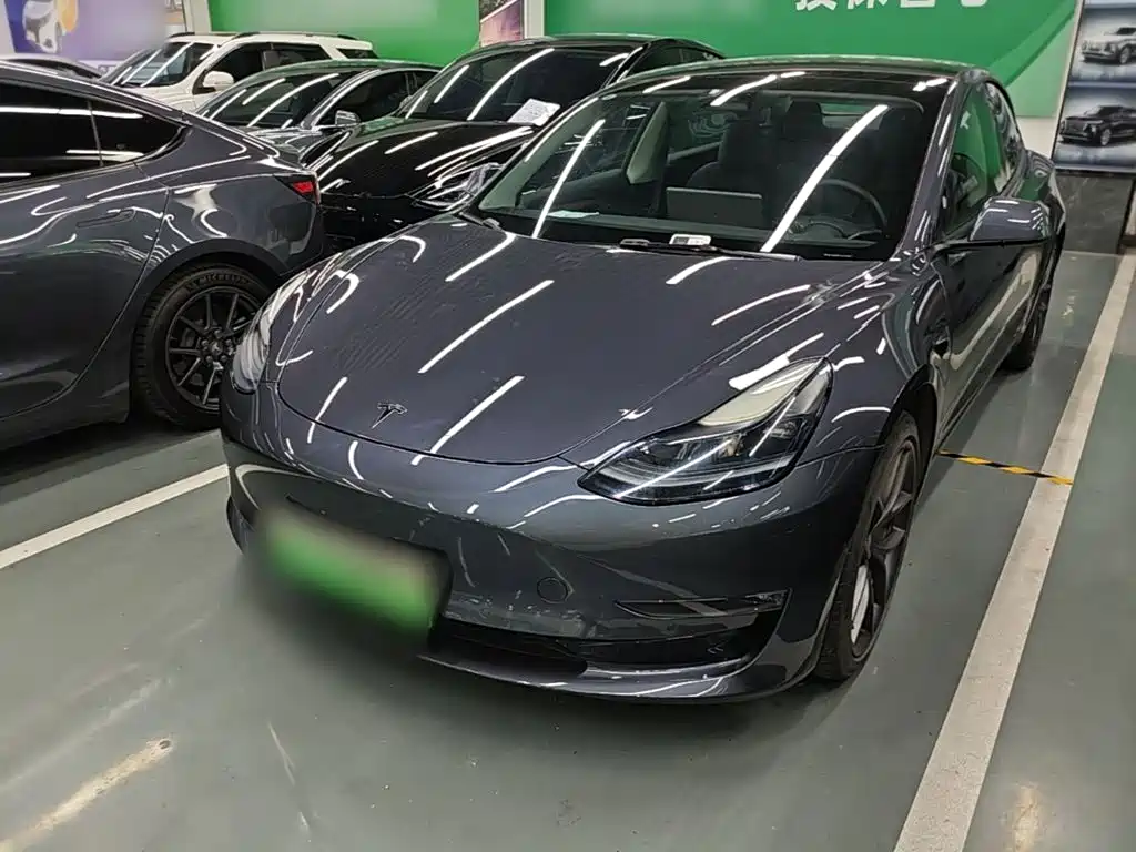 Tesla Model 3 — фото 2