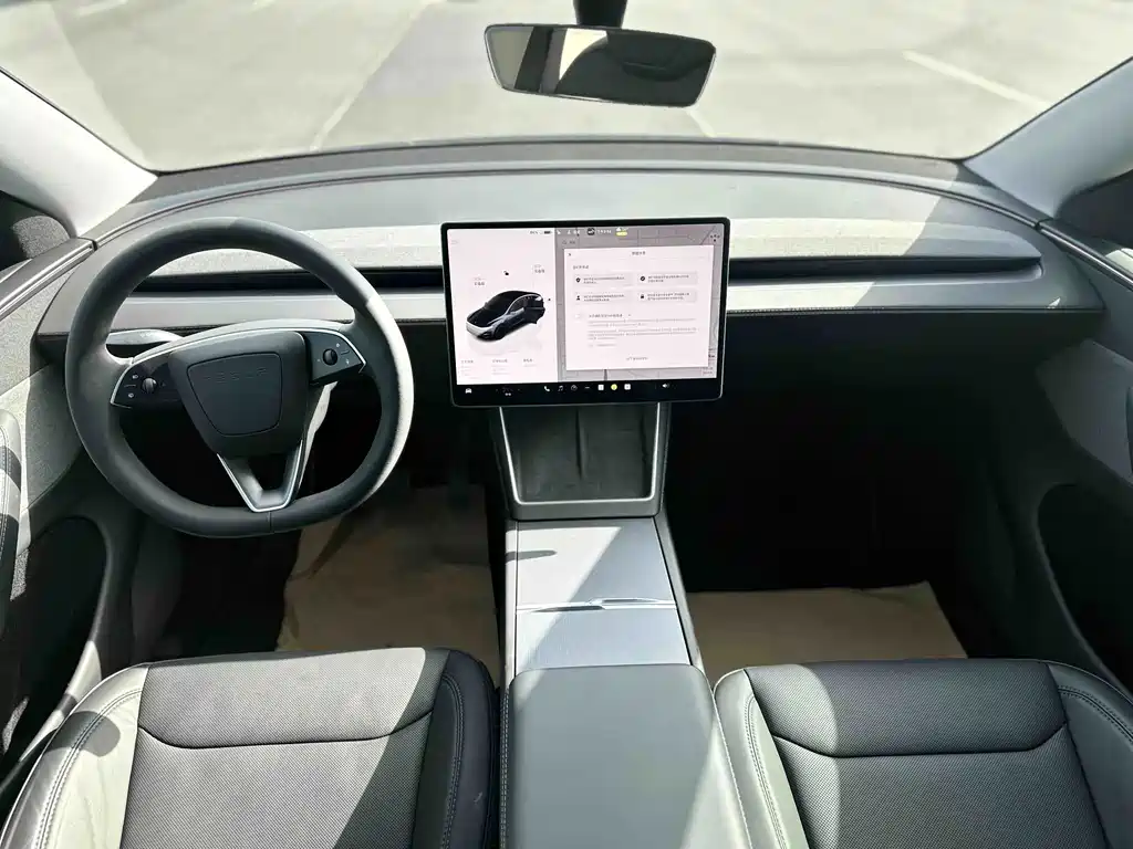 Tesla Model Y — фото 5