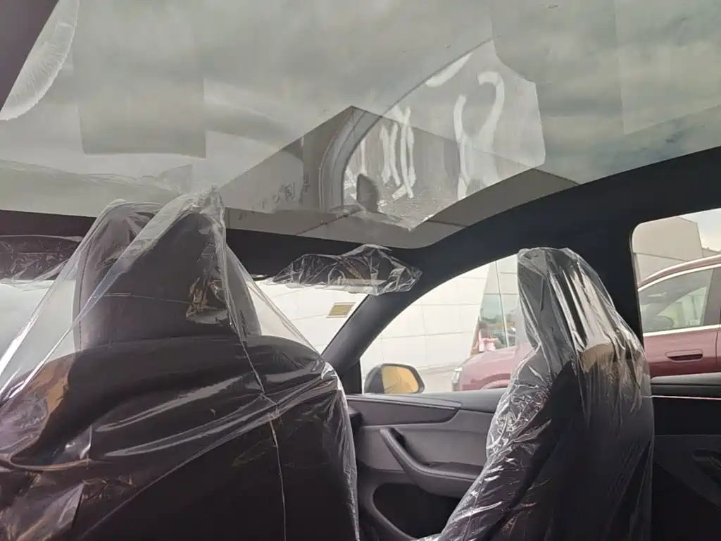 Tesla Model Y — фото 18