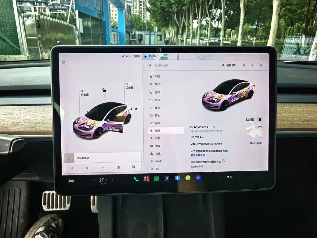 Tesla Model 3 — фото 11