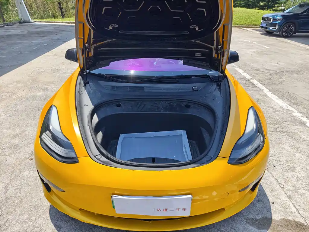 Tesla Model 3 — фото 22
