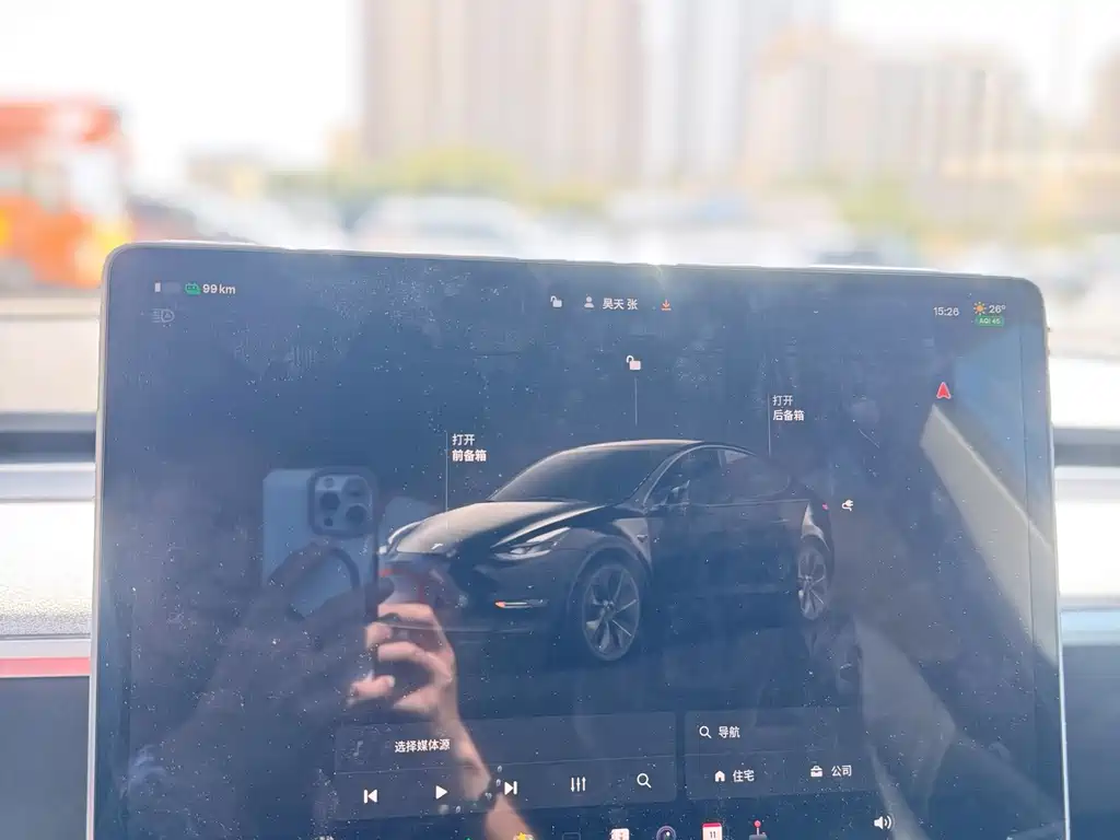 Tesla Model Y — фото 13