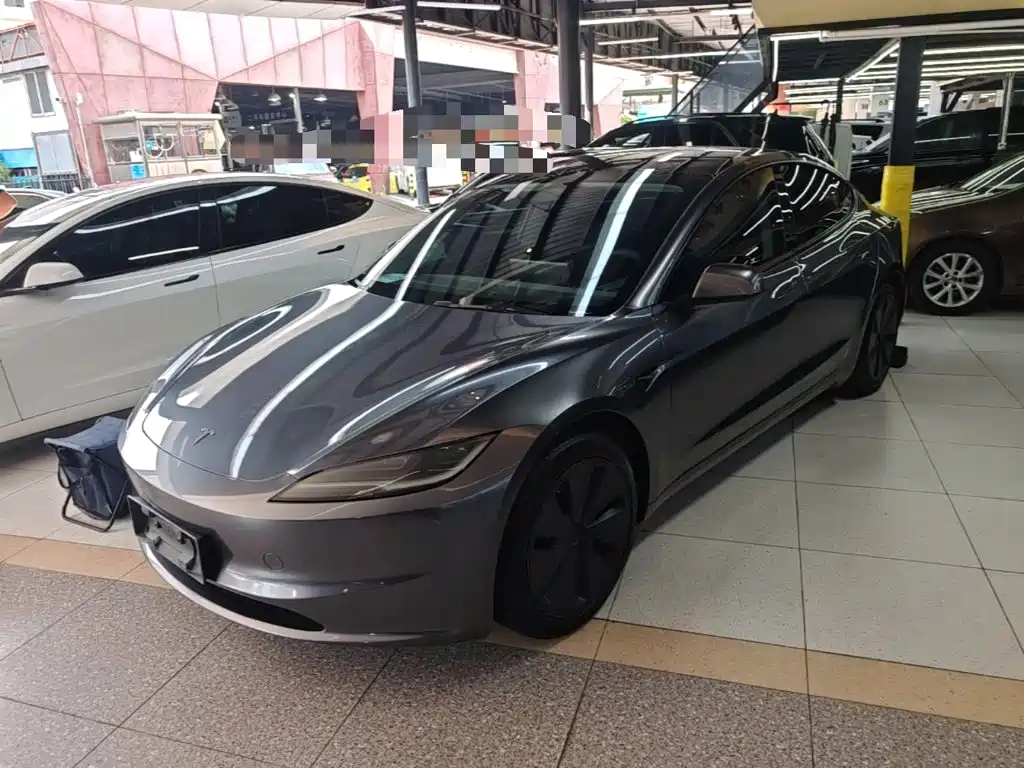 Tesla Model 3 — фото 2