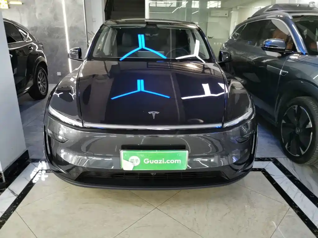 Tesla Model Y — фото 3