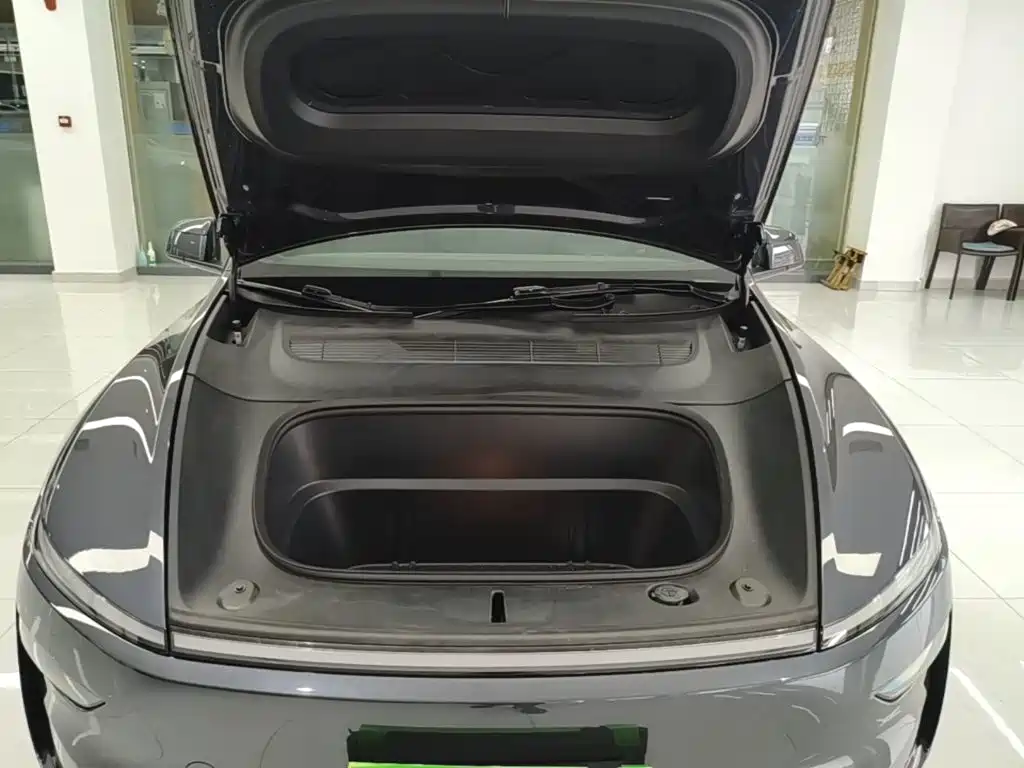 Tesla Model Y — фото 20