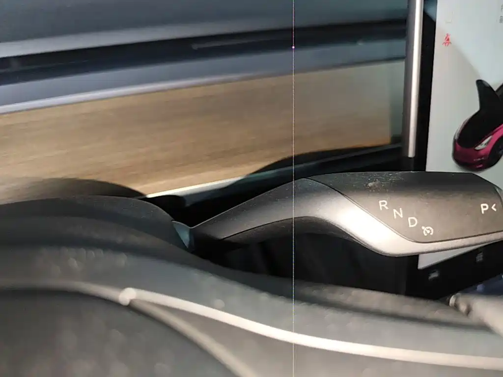 Tesla Model 3 — фото 10
