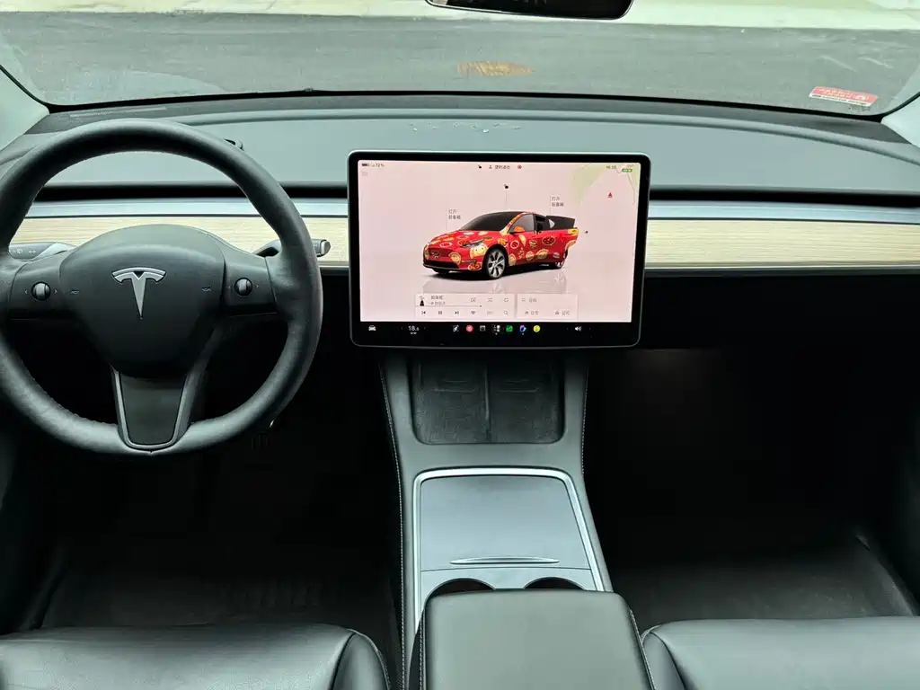 Tesla Model Y — фото 5