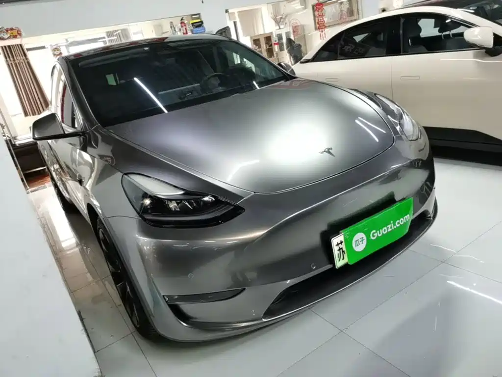 Tesla Model Y — фото 4