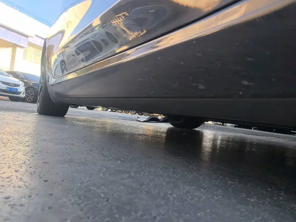 Tesla Model 3 — фото 19