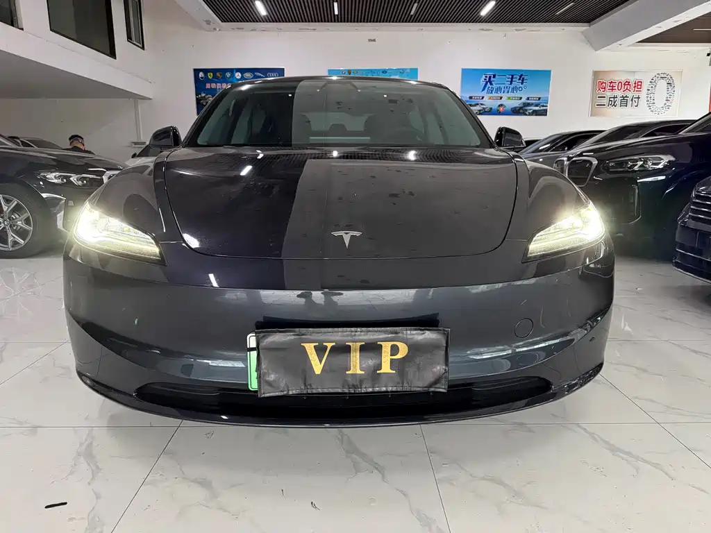 Tesla Model 3 — фото 2