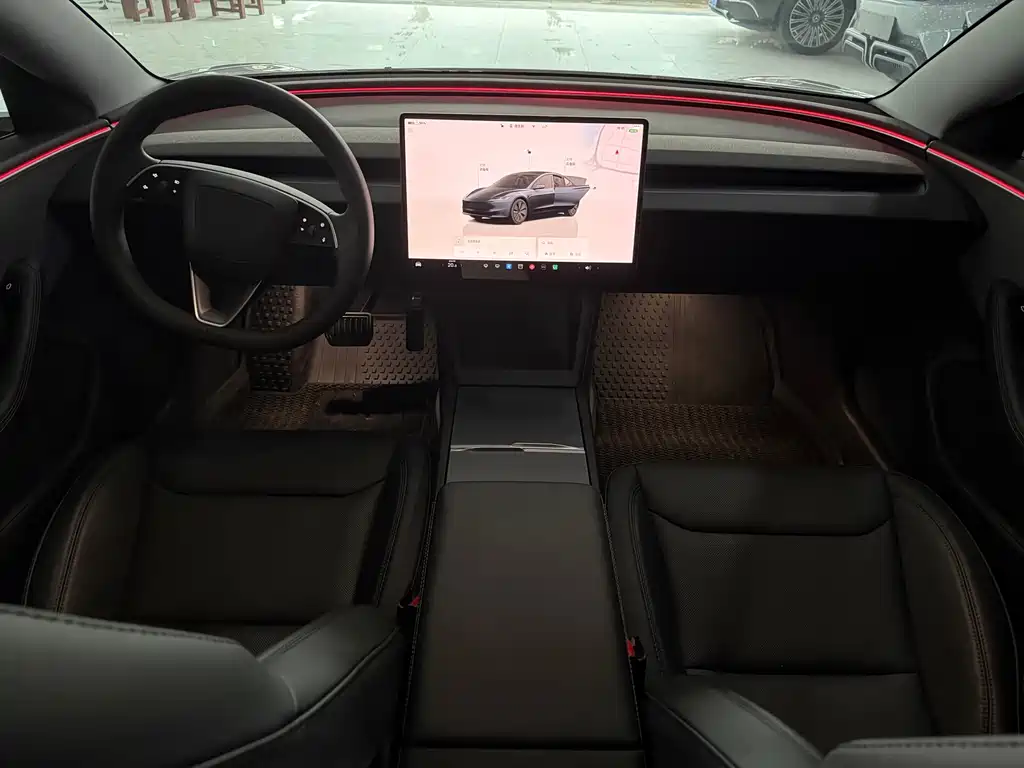 Tesla Model 3 — фото 5