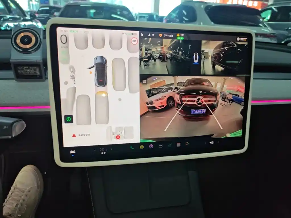 Tesla Model Y — фото 13