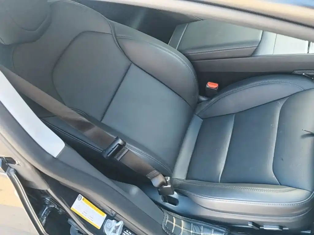 Tesla Model 3 — фото 25