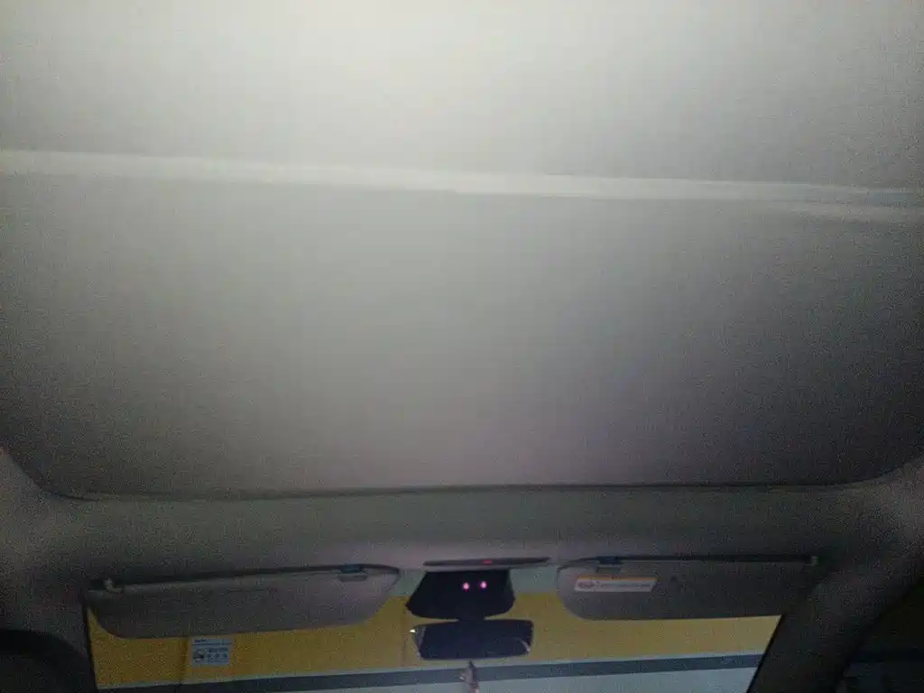 Tesla Model Y — фото 14