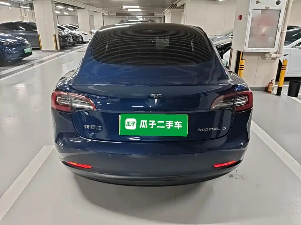 Tesla Model 3 — фото 6