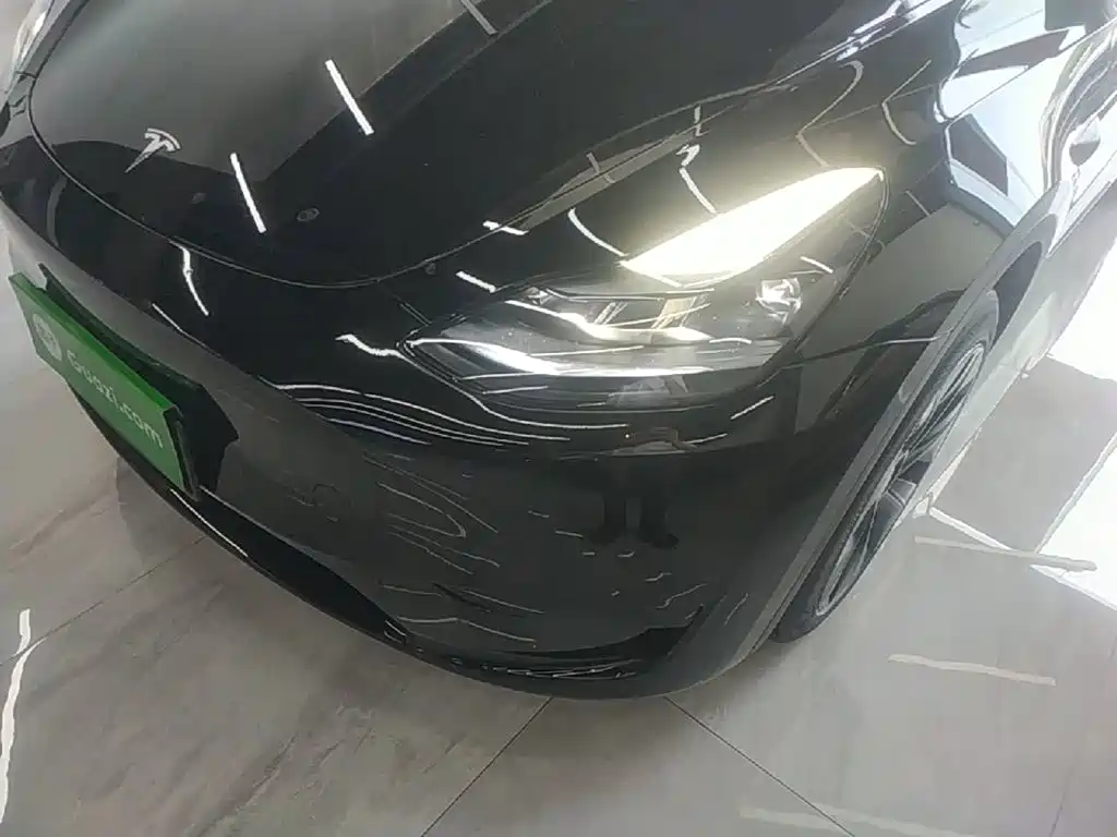 Tesla Model Y — фото 24