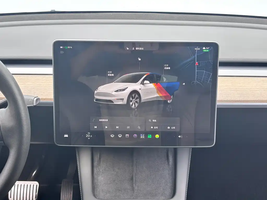 Tesla Model Y — фото 17