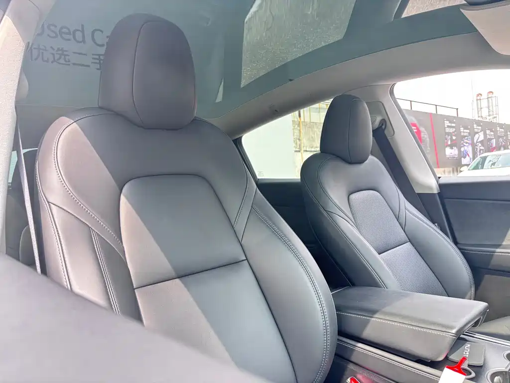 Tesla Model Y — фото 21