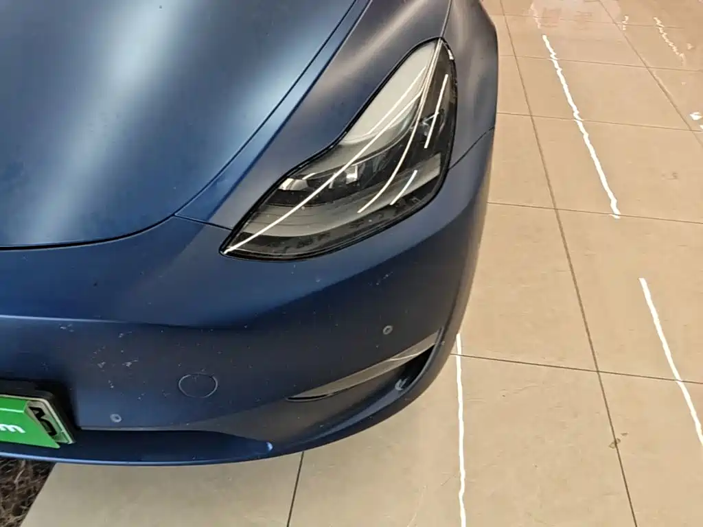 Tesla Model Y — фото 24