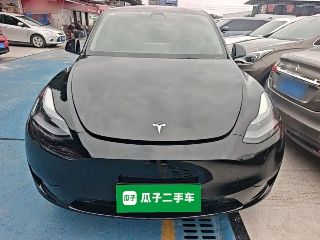 Tesla Model Y — фото 3