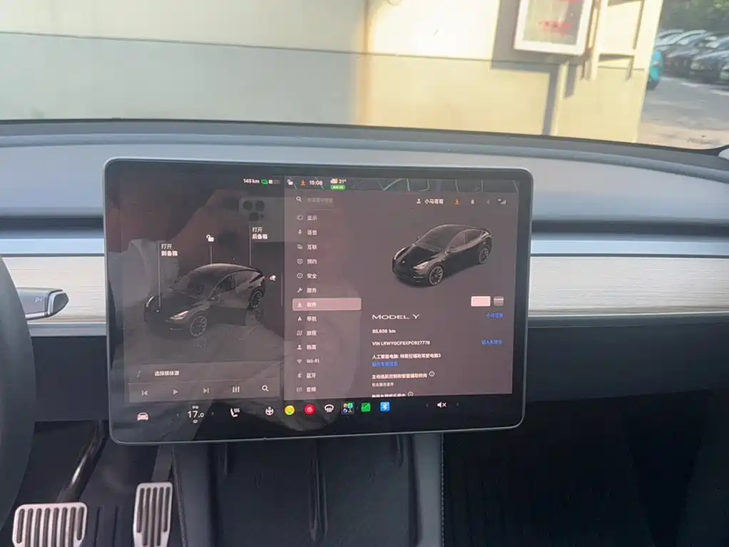 Tesla Model Y — фото 4
