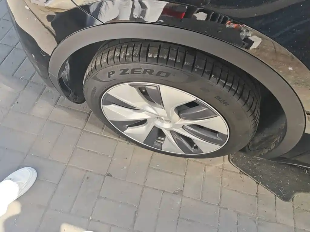 Tesla Model Y — фото 23