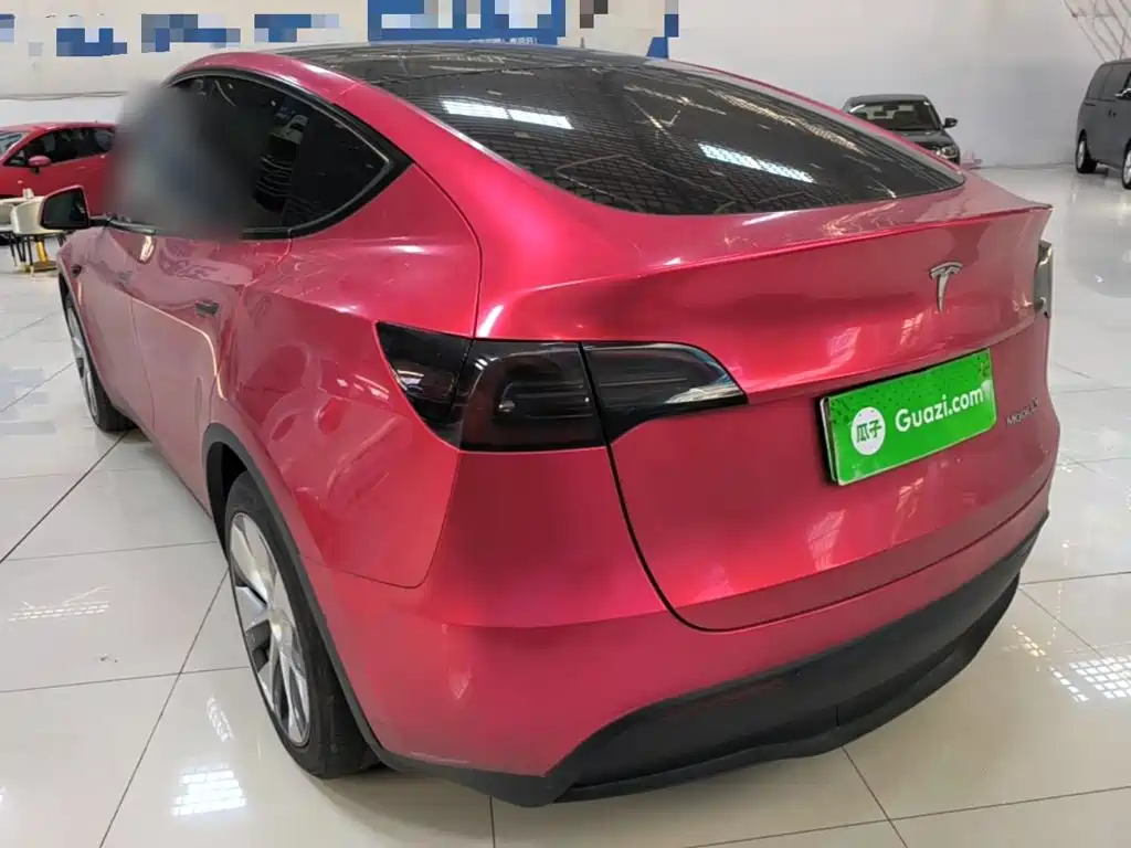 Tesla Model Y — фото 5