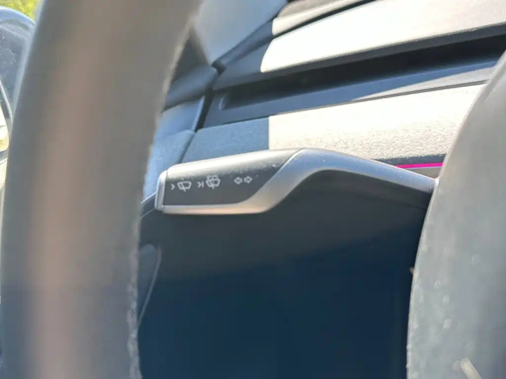 Tesla Model Y — фото 22