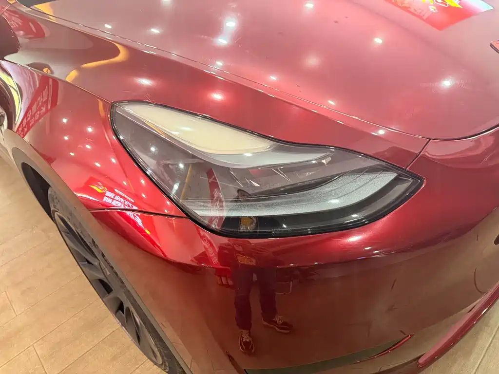 Tesla Model Y — фото 27