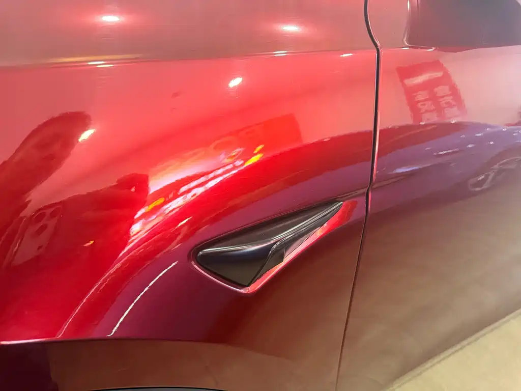 Tesla Model Y — фото 28