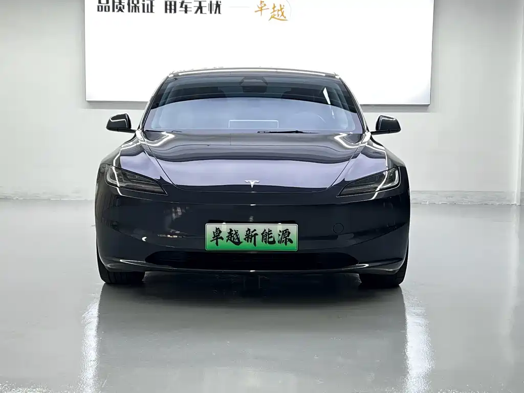 Tesla Model 3 — фото 2