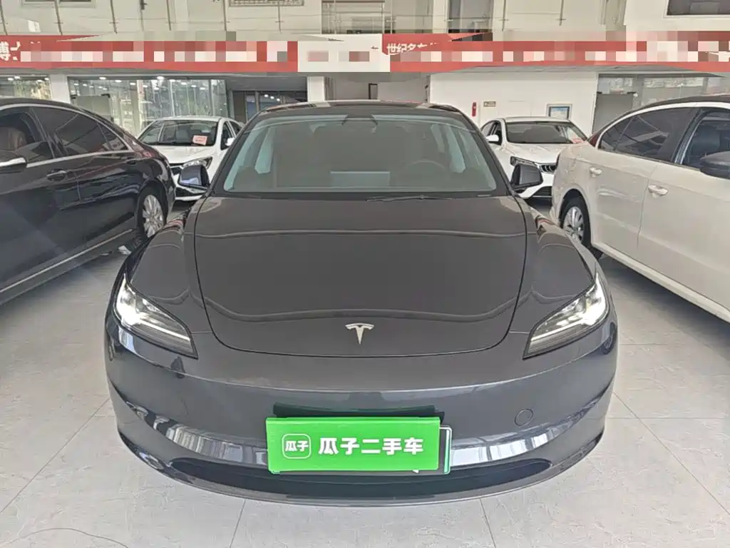 Tesla Model 3 — фото 3