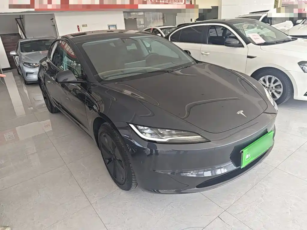 Tesla Model 3 — фото 4