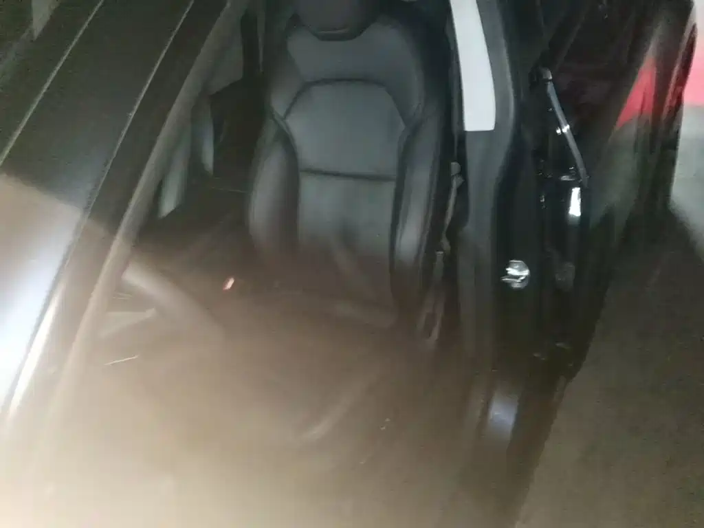 Tesla Model Y — фото 15