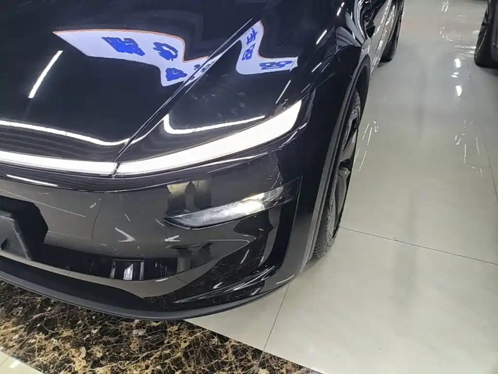 Tesla Model Y — фото 24