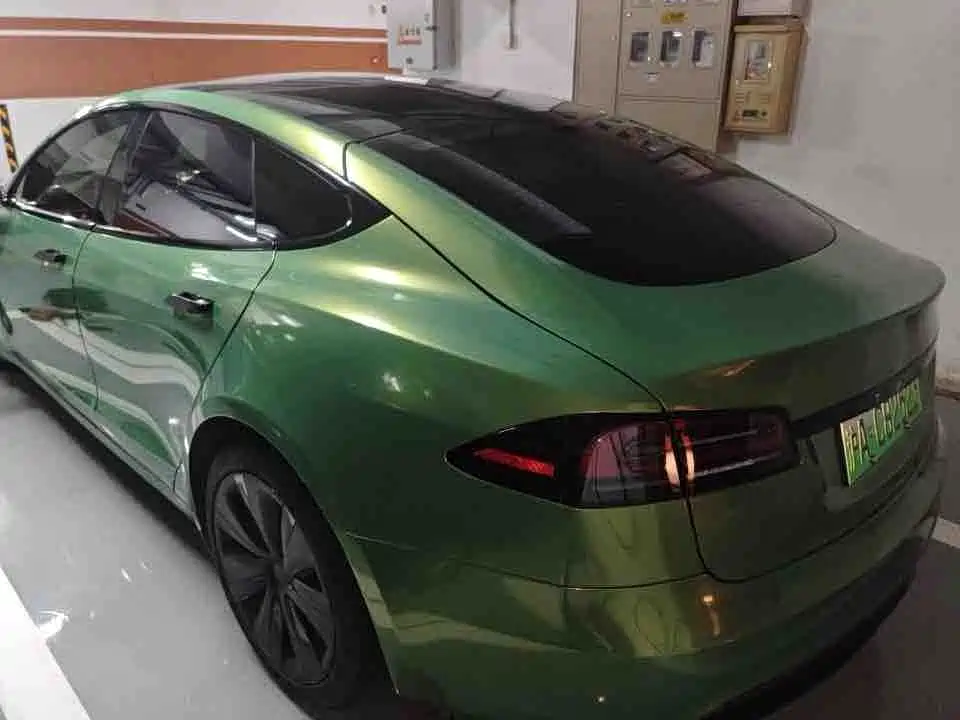 Tesla Model S — фото 4