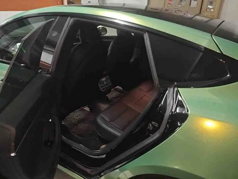 Tesla Model S — фото 6