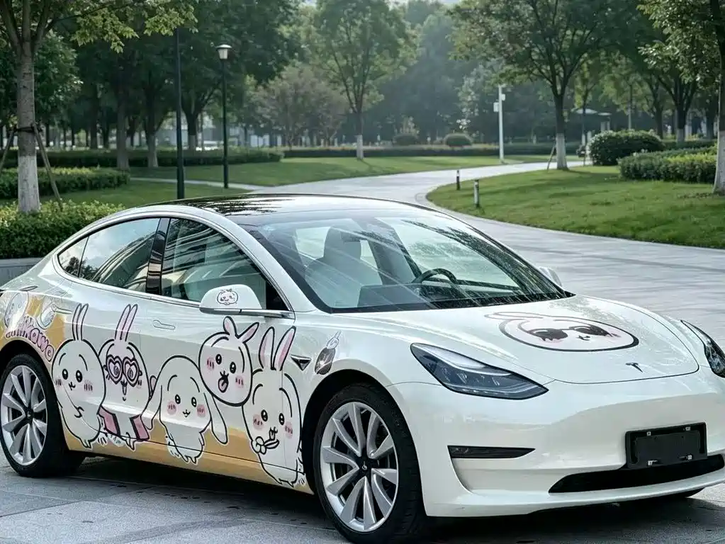 Tesla Model 3 — фото 3