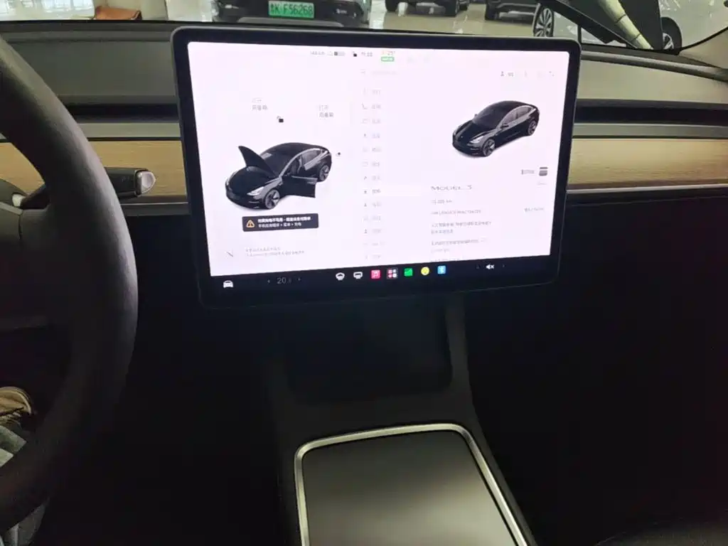 Tesla Model 3 — фото 13