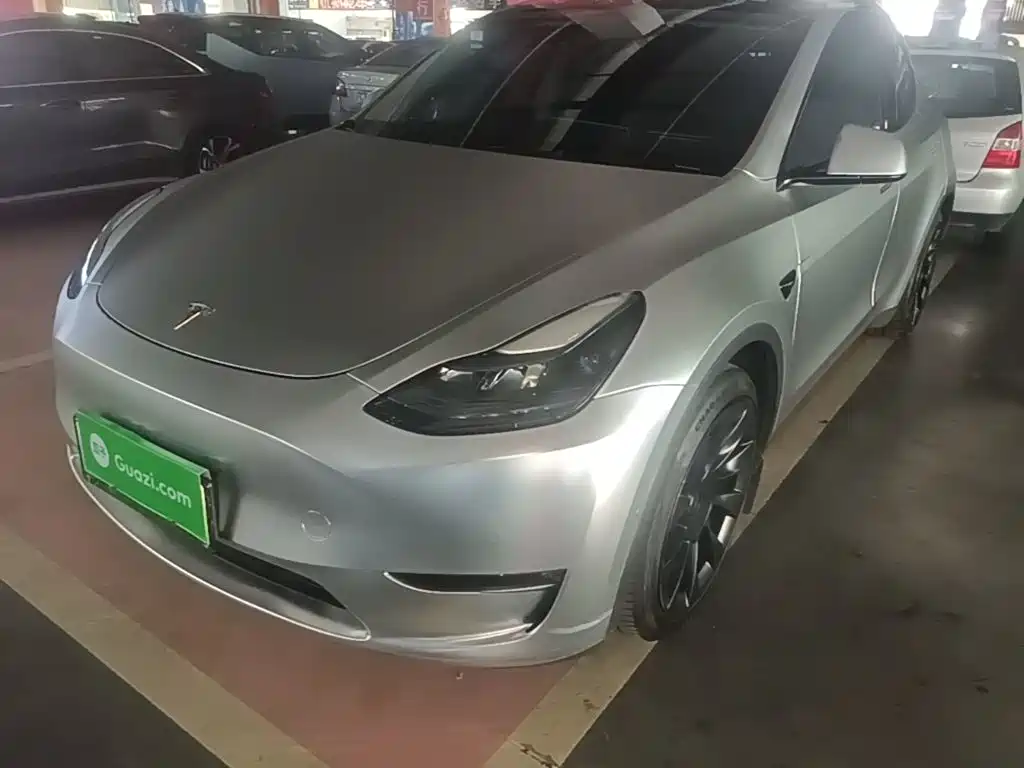 Tesla Model Y — фото 2